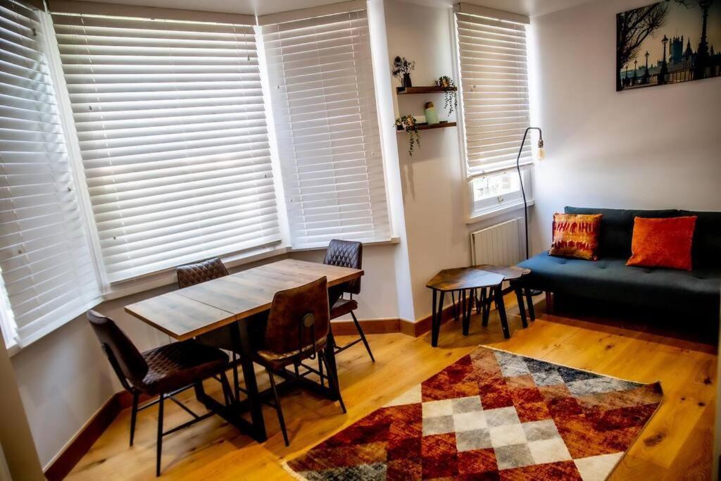Airy, 3 Bedrooms, Ensuite , Central London Flat Exterior photo